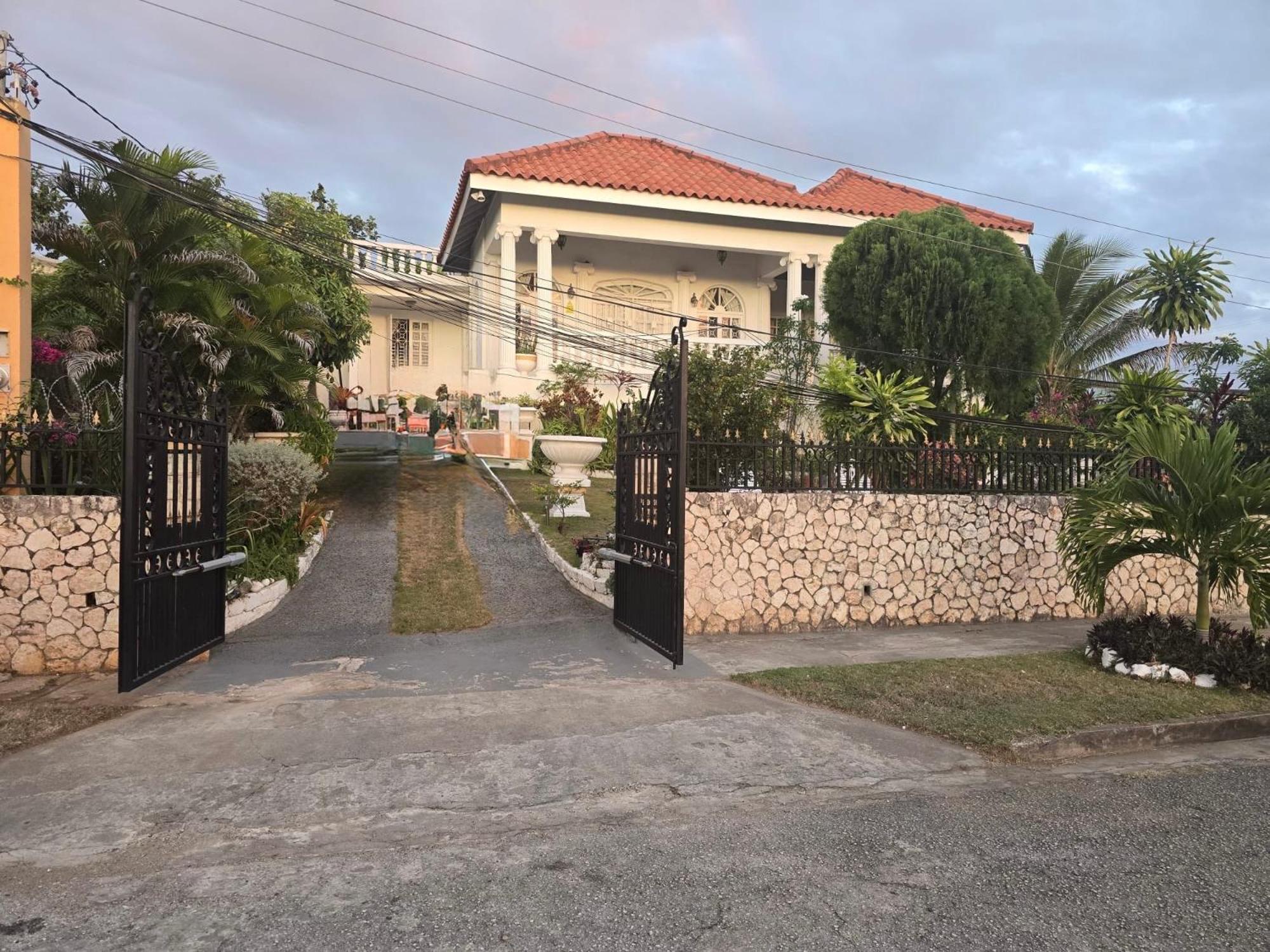 Paradise Palms Jamaica Vacation Rental 蒙特哥贝 外观 照片